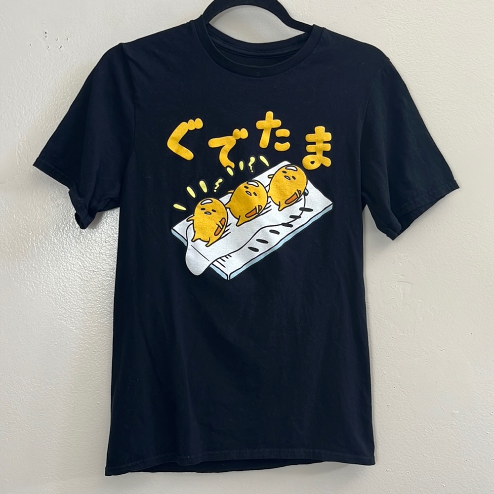 Gudetama black graphic tee size small